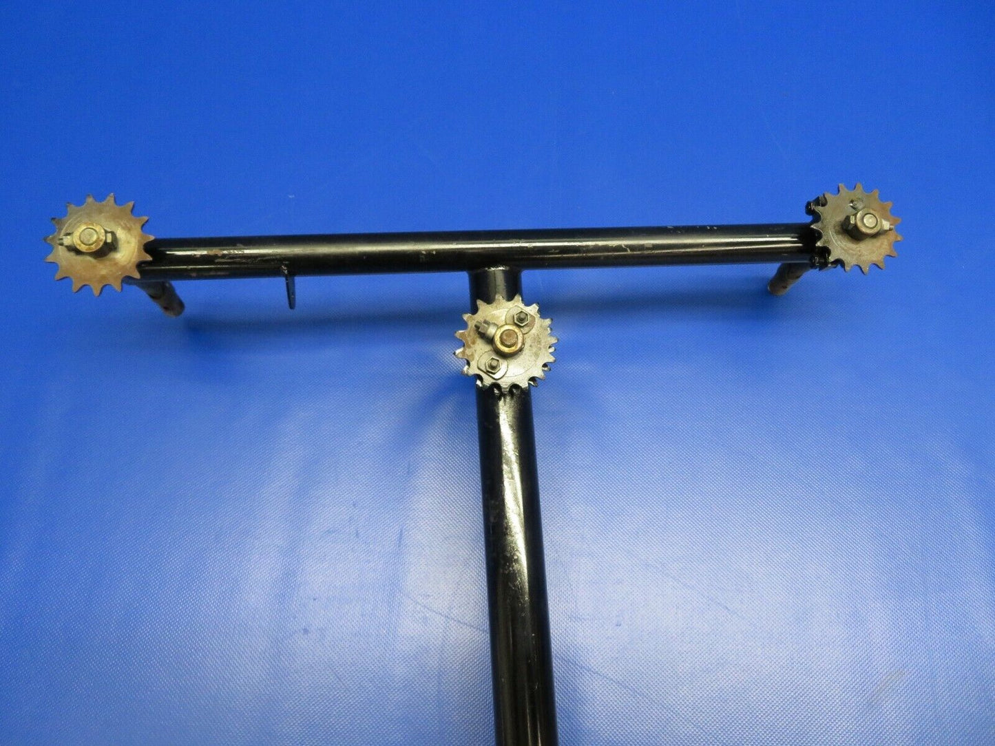 Piper PA-28-140 Tee Bar Control Column P/N 62703-26 (1220-130)