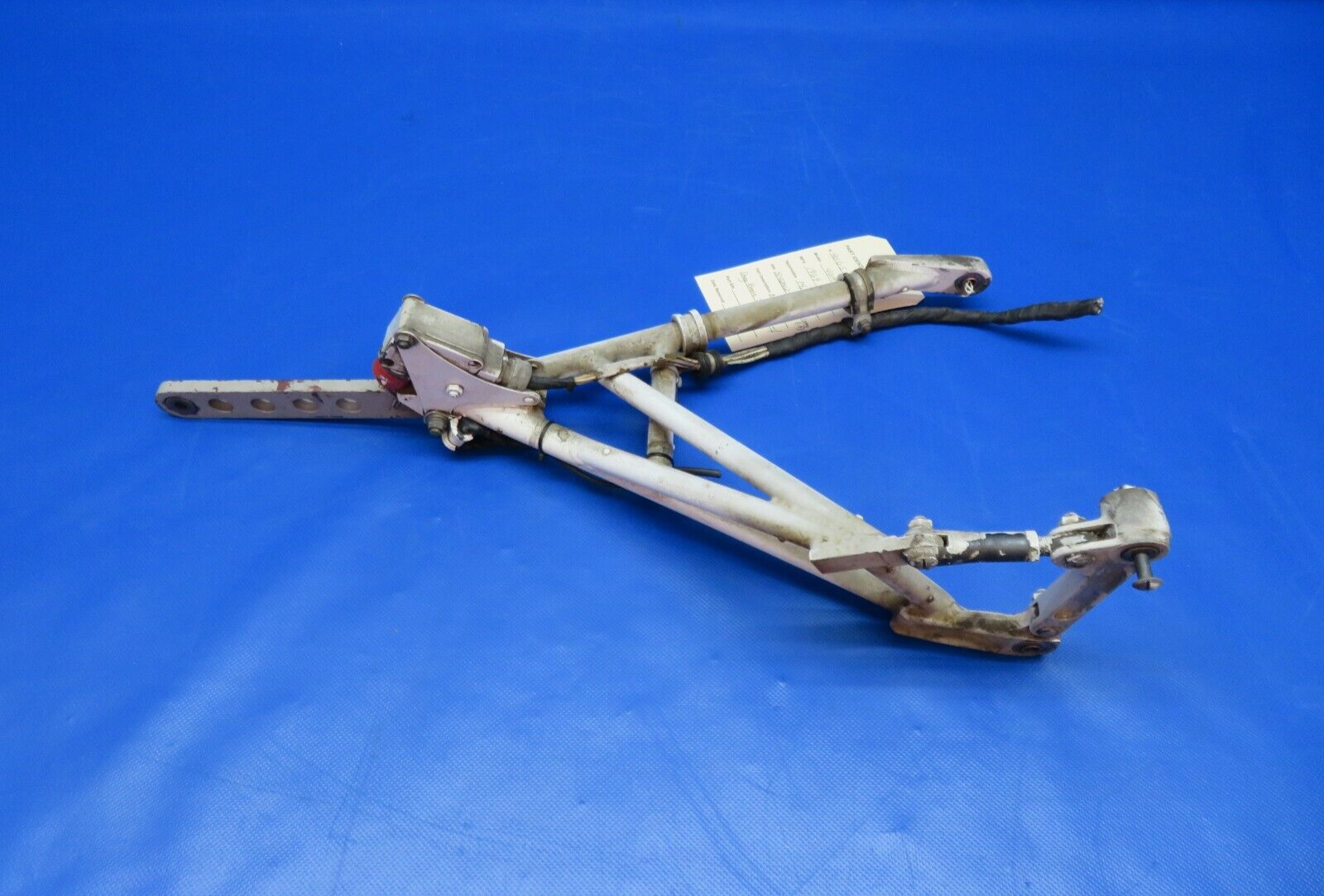 Cessna 401 / 401A Nose Gear Drag Brace Truss Assy w/ Link 5042002-1 (1223-362)