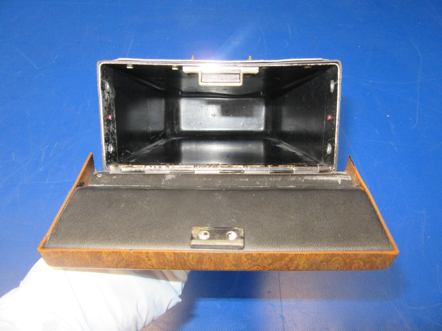 Cessna 172RG Map Compartment / Glove Box P/N 0513085-16 (0618-278A)