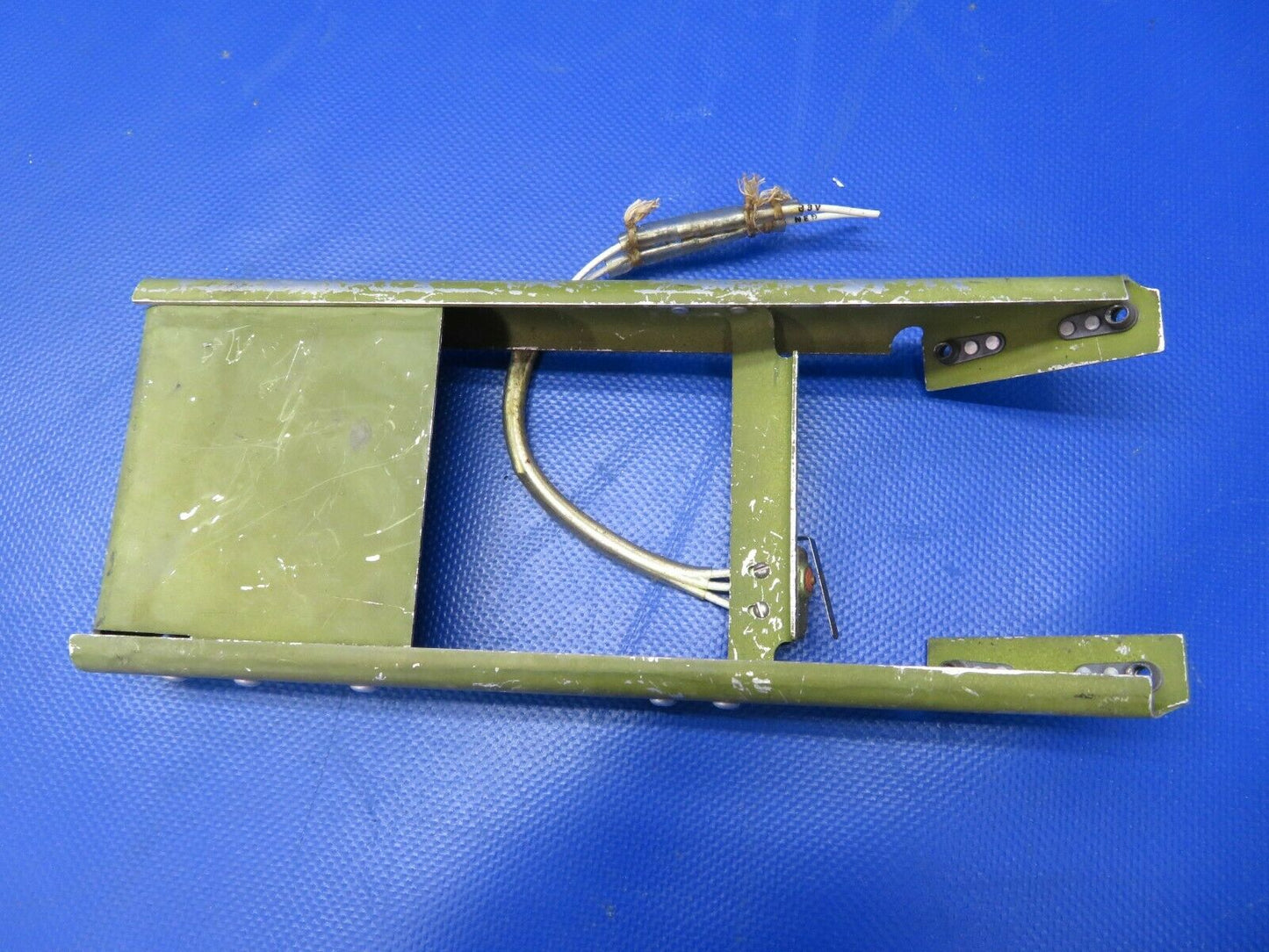 Piper PA-32RT-300 Lance Engine Control Mount P/N 69324-03, 69324-003 (0521-795)