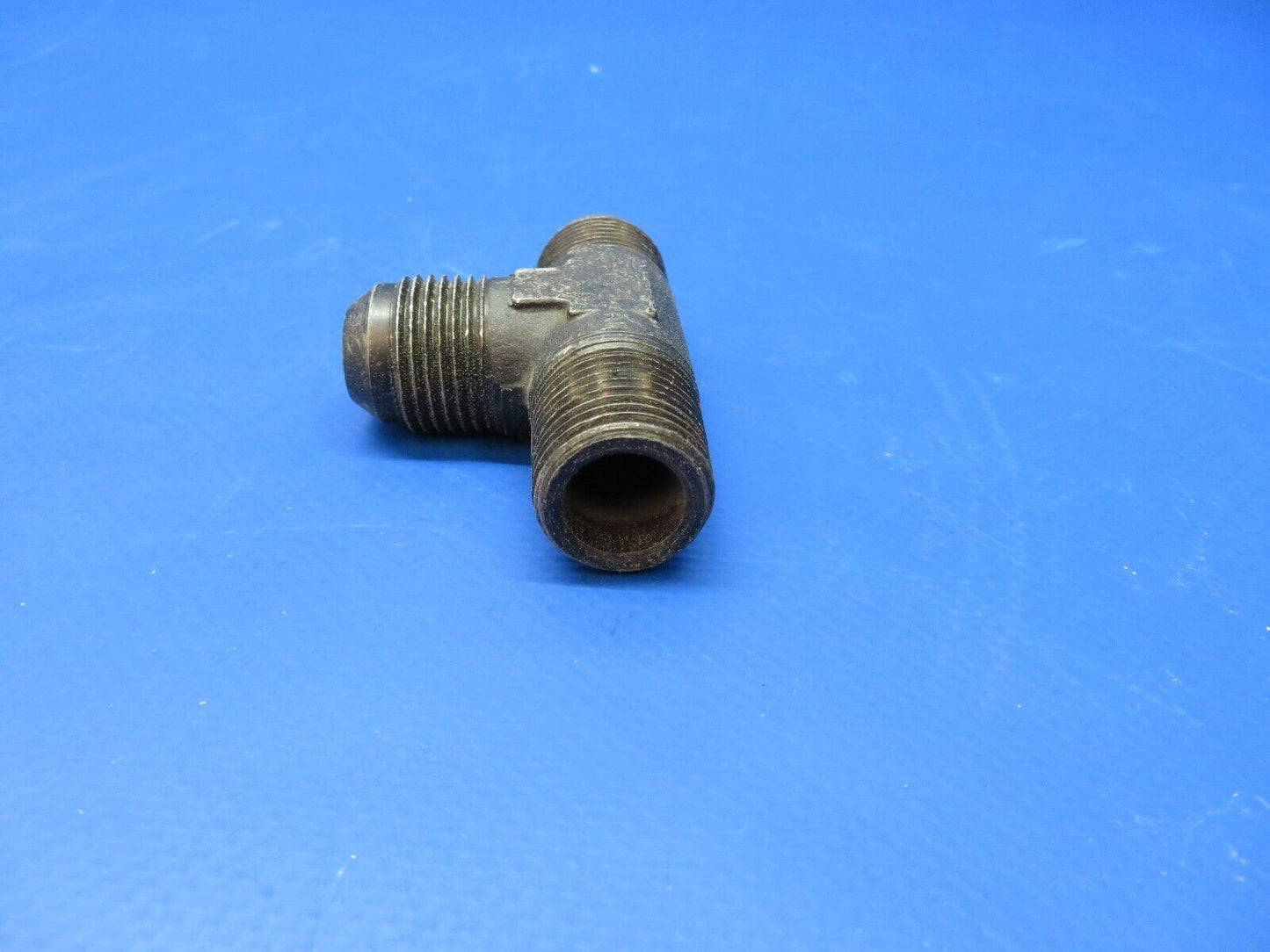 5/8" Tee Fitting P/N AN824-10 LOT OF 10 (1222-315)