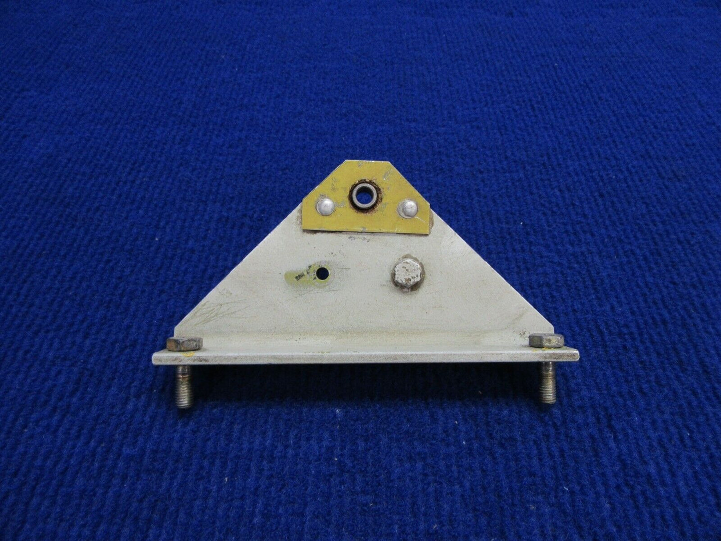 Piper PA-38-112 Tomahawk Rudder Hinge Lower 77605-02, 77605-002 (1221-389)