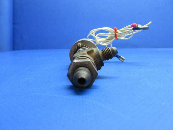 Piper PA-34 Consolidated Controls Pressure Switch P/N 214C40-1-49 (0523-390)
