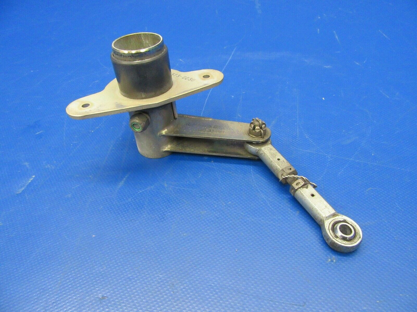 Cirrus SR-22 Flap Weldment and Bellcrank P/N 10318-005, 10323-0030 (1019-343)