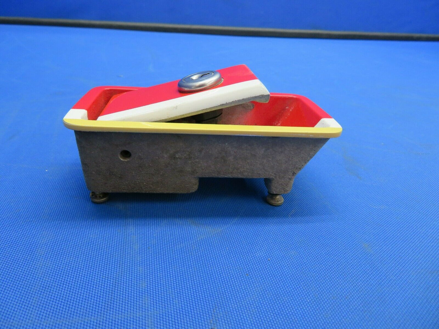 Rockwell Commander Cabin Door Exterior Handle LH P/N 40142-9 No Key (1020-494)