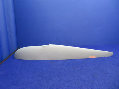Cessna 337 Fiberglass RH Wing Tip Assy P/N 1420005-200 NOS (0822-06)