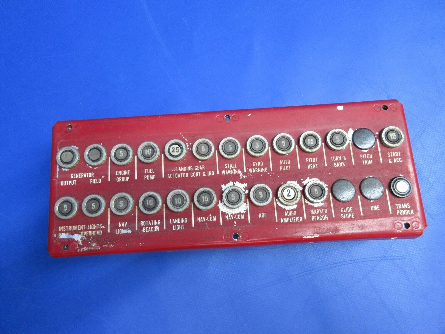 Piper PA-28R-180 Circuit Breaker Panel Assy P/N 67424-07 (1023-788)