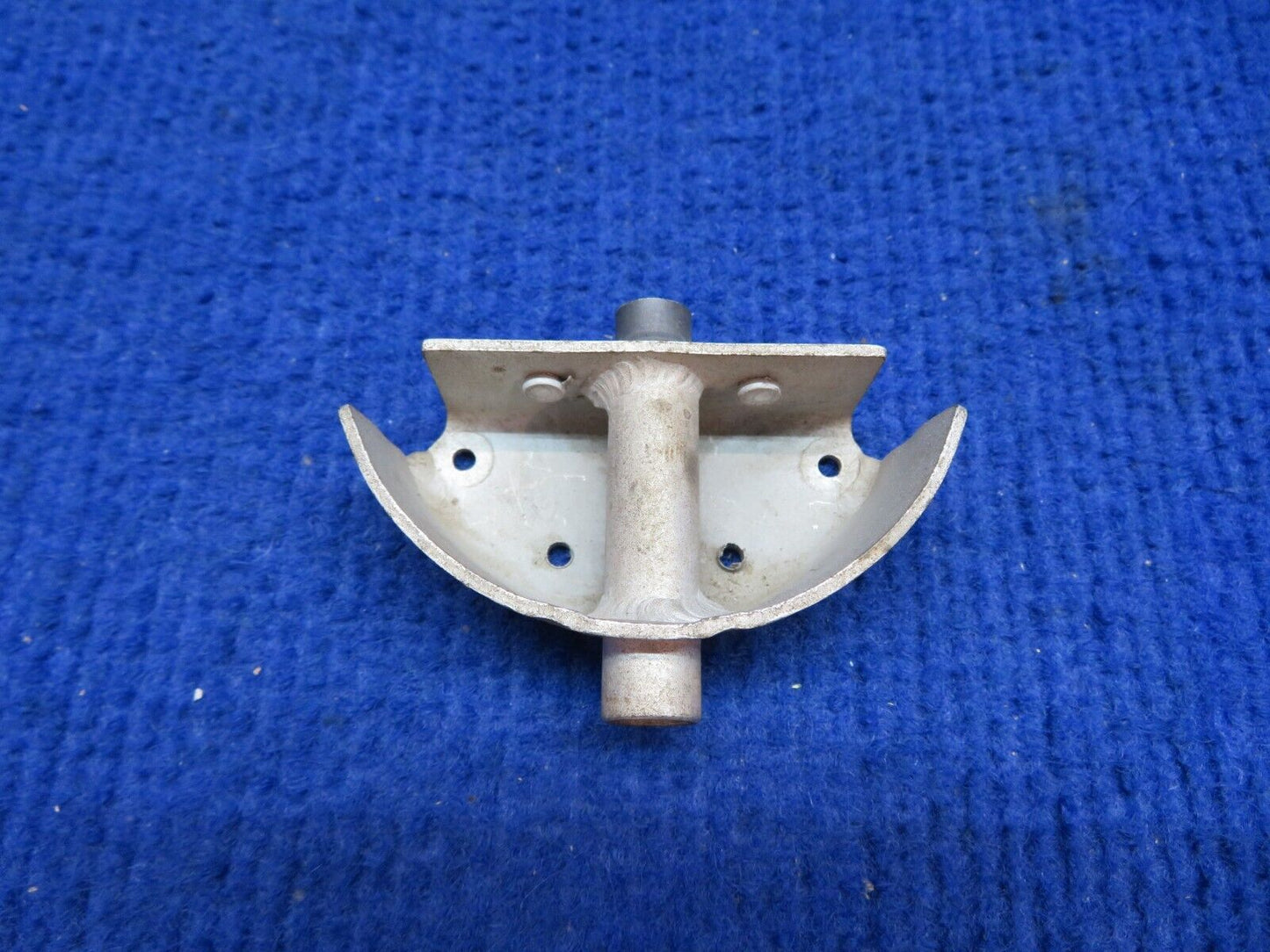 Cessna 150 Tail Tie-Down Bracket P/N 0412184-1 NOS (0722-561)