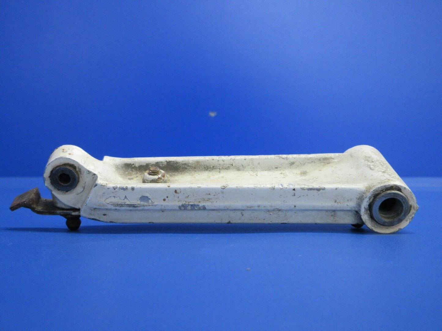 Cessna 210 Nose Gear Lower Torque Link Assy P/N 0543035-7 (0124-1236)