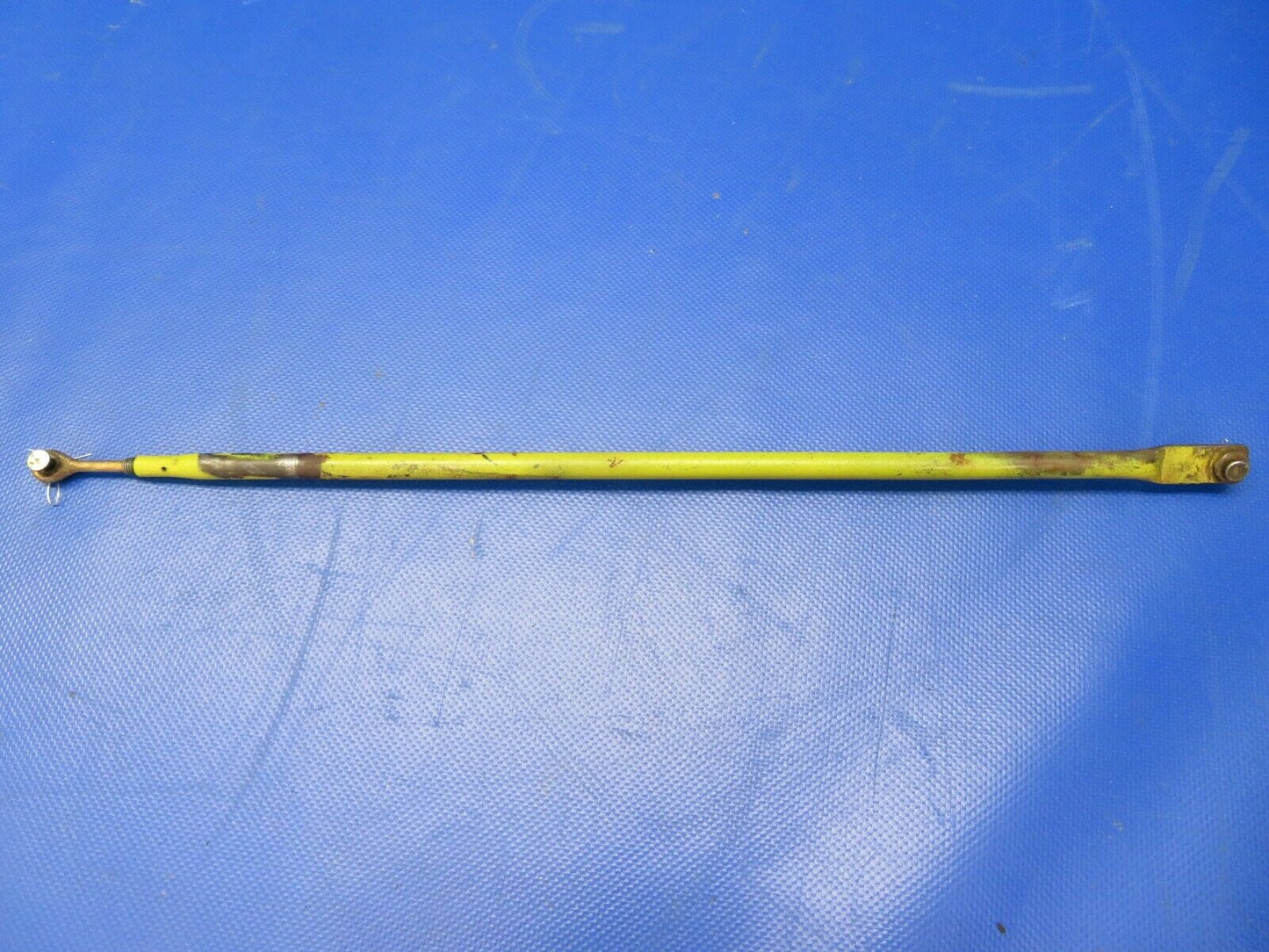 Beech 58 Tube / Rod Door Latch Mechanism Utility Door 36-430012-19 (0521-704)