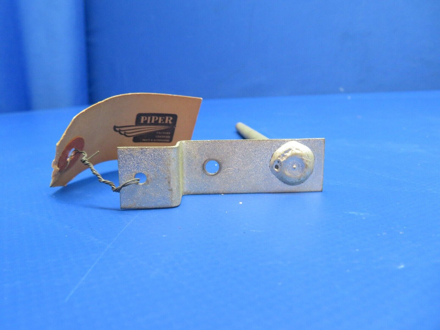 Piper Brace - Shaft Assy - Control Pedestal P/N 18902-000 NOS (0922-815)