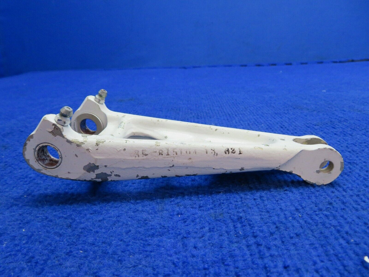 Beech Main Gear LWR Torque Link Knee P/N 35-815194-13 (0722-657)