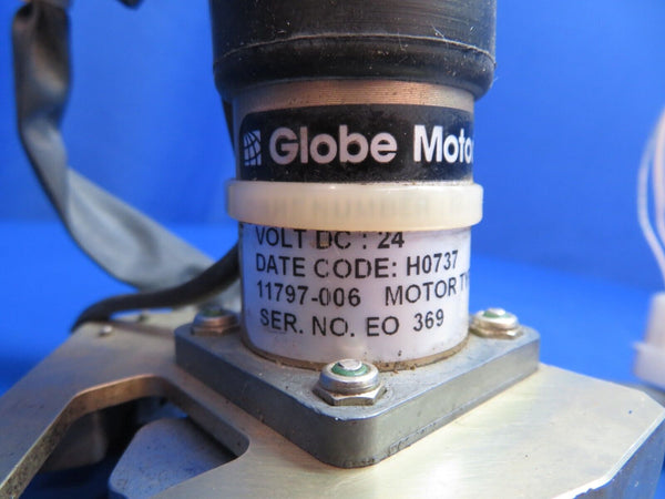 Cirrus SR-22 Globe Motors Pitch Trim Motor 24 Volts P/N 11797-006 (0323-571)