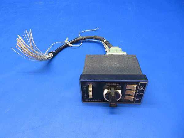 Cessna 310Q Aircraft Radio Corp. C-530A Control Unit P/N 37960-1028 (0723-337)