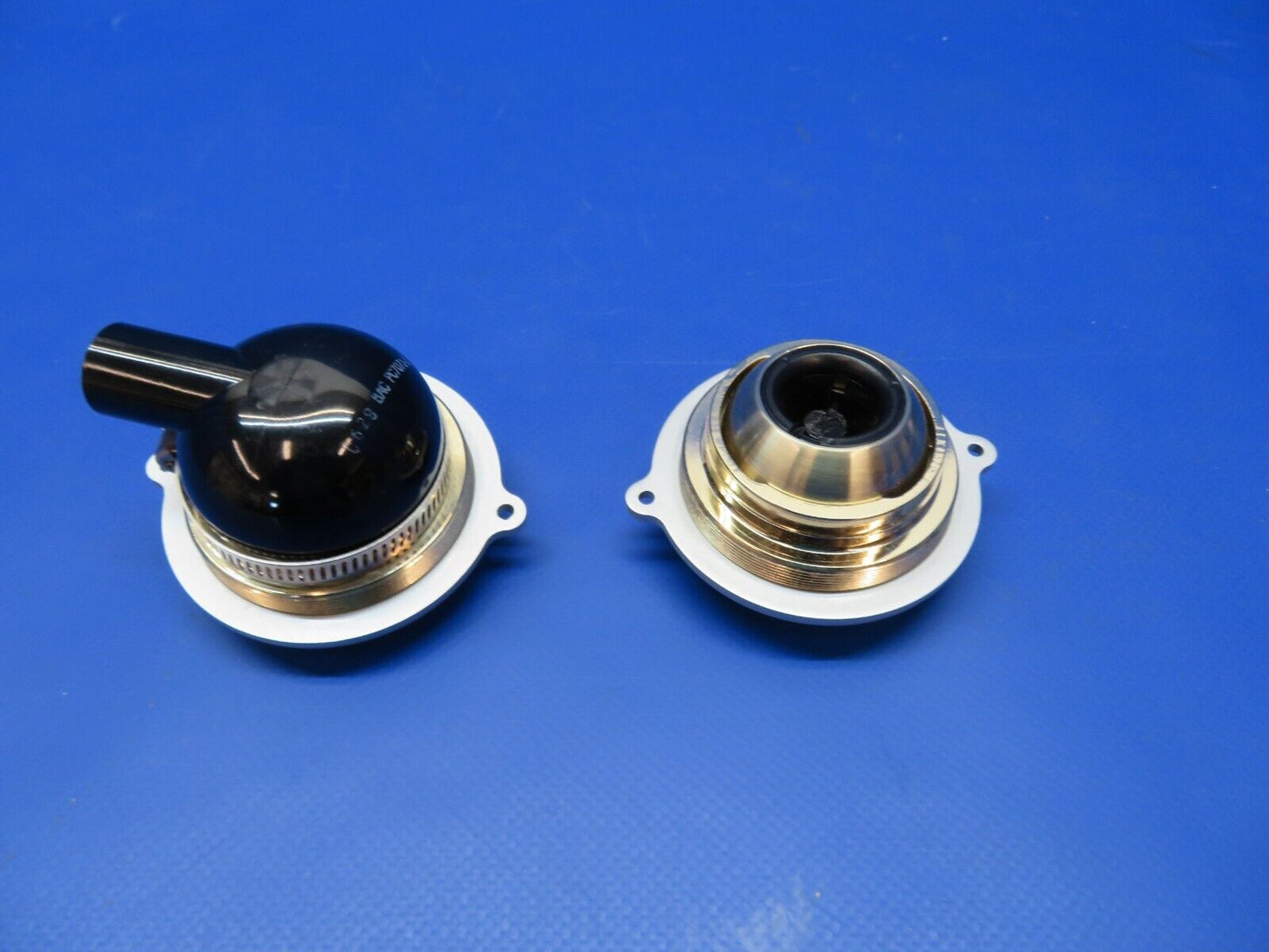 Birk Aerosystems Cabin Air Vent Assy P/N AV4036 LOT OF 2 NOS (0922-413)