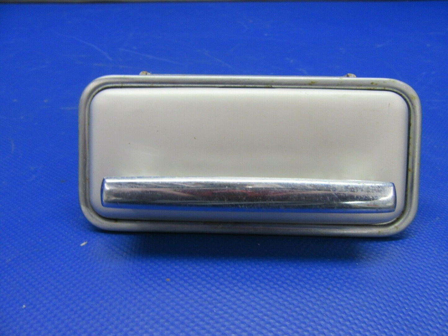 Beech 58 Baron Ash Tray LOT OF 2 (0521-493)