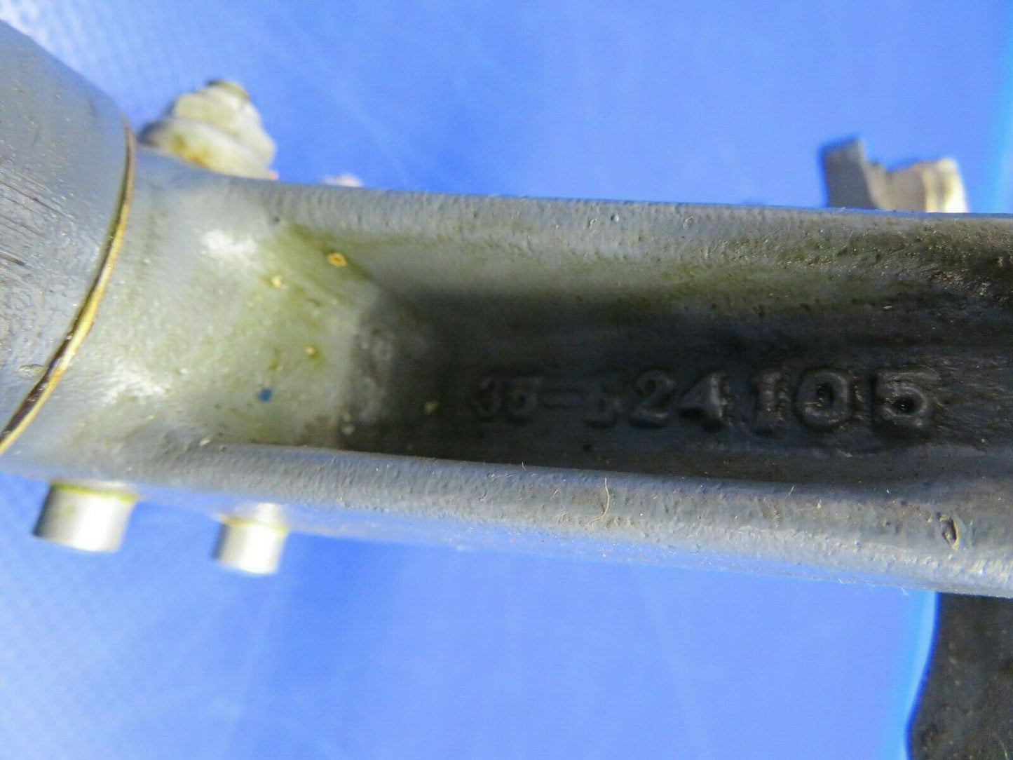 Beech G35 Differential Arm Control Assy w/ Supports P/N 35-524100 (0620-388)