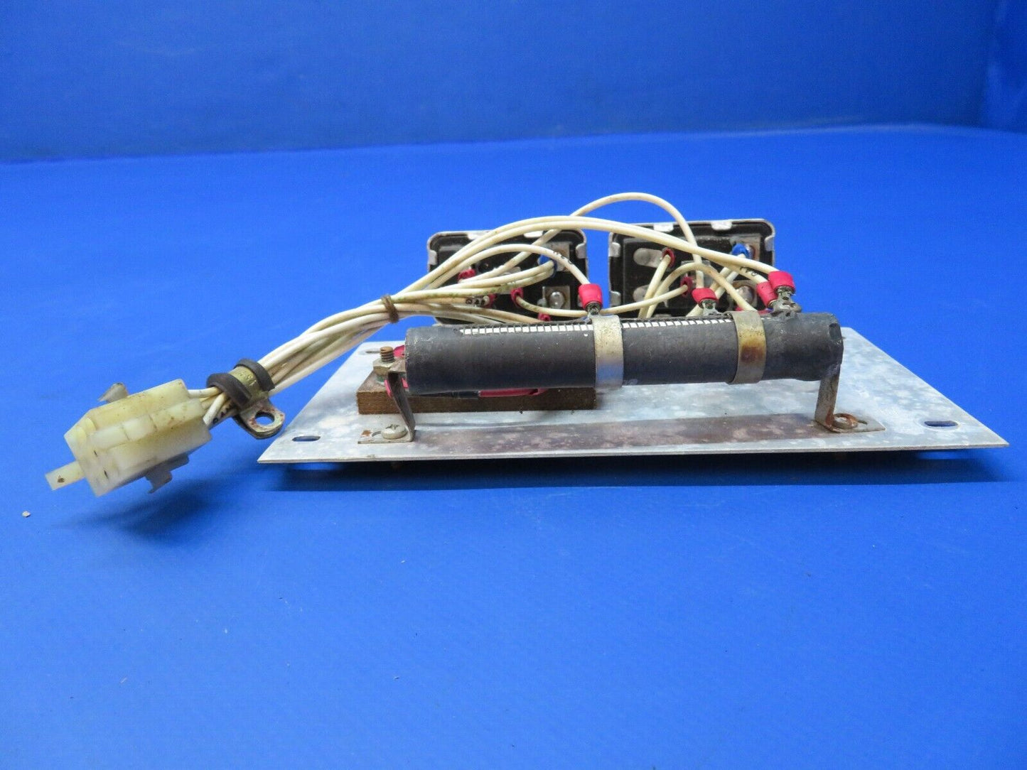 Piper PA-28-201T Dakota Auxillary Fuel Control Assy P/N 35750-02 (1222-351)