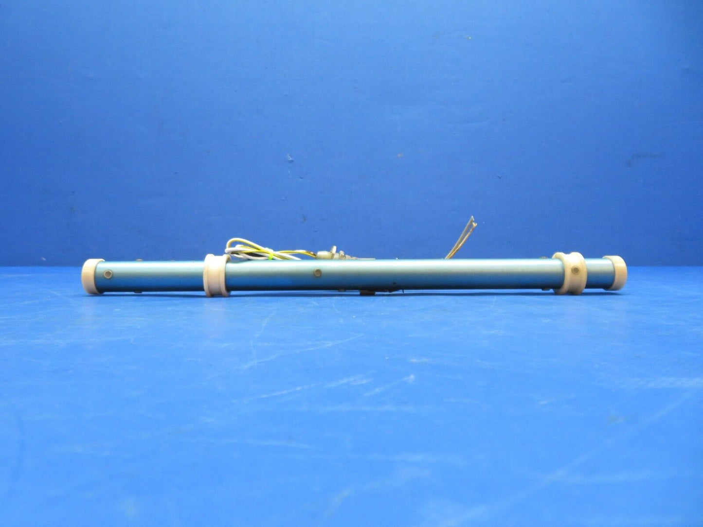Cessna 310 / 310Q CAS Sensor Main Fuel Gauging w/ Cable P/N 9910082-3 (0823-786)