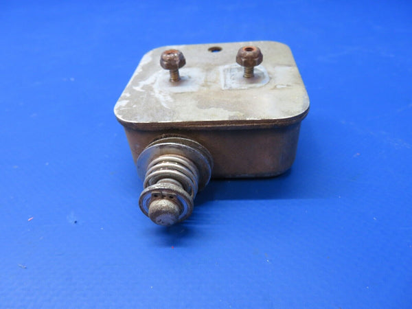 Beech C35 Bonanza Landing Gear Switch P/N 35-361147 (1122-131)