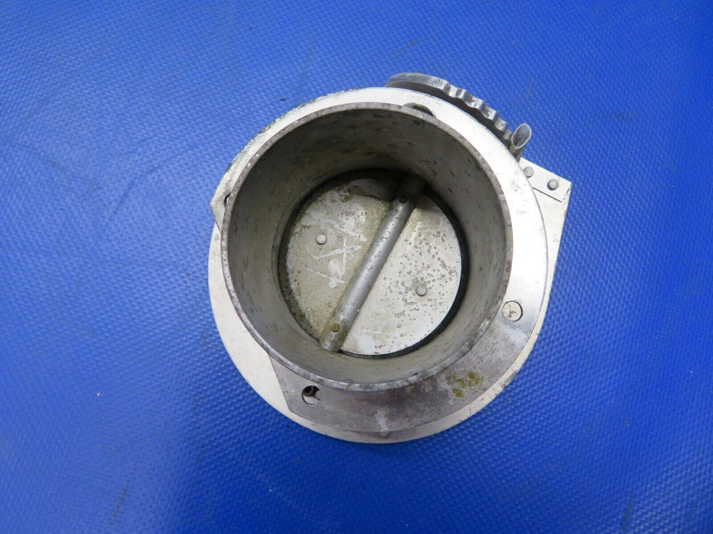 Piper PA-28R-180 Arrow Air Vent Valve RH AFT 68499-05, 68499-005 (0621-915)