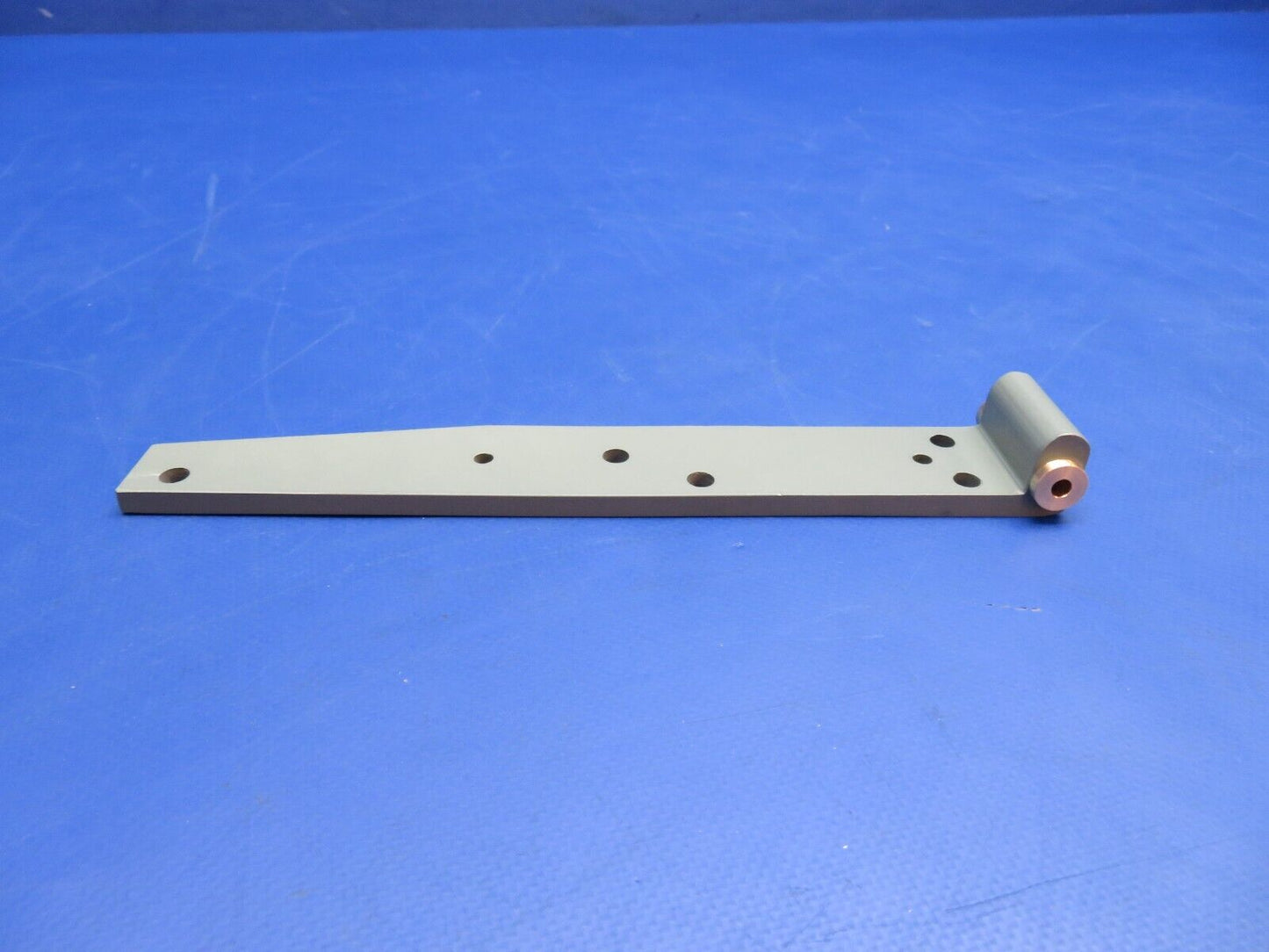 Beech 58 Baron Lower Cabin Door Hinge P/N 36-430041-7 (0523-94)
