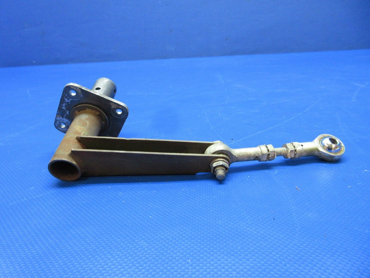Cessna 337 / 337E RH Arm Assy MG Dorr Linkage w/ Rod P/N 1541031-6 (1223-1467)