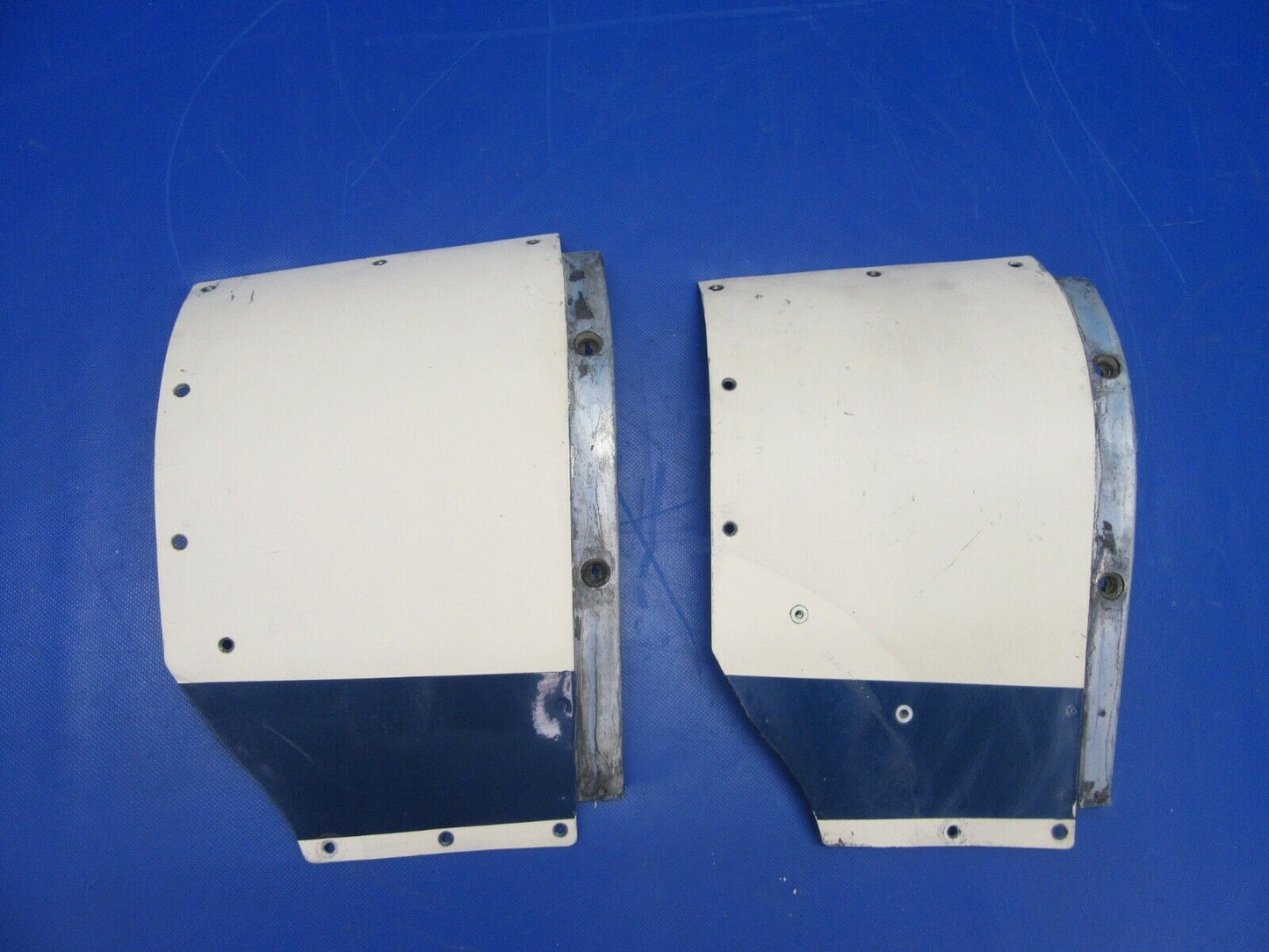 Beech 95-B55 Engine Cowl Door RH OTBD & LH INBD P/N 96-910011-183 (0721-324)