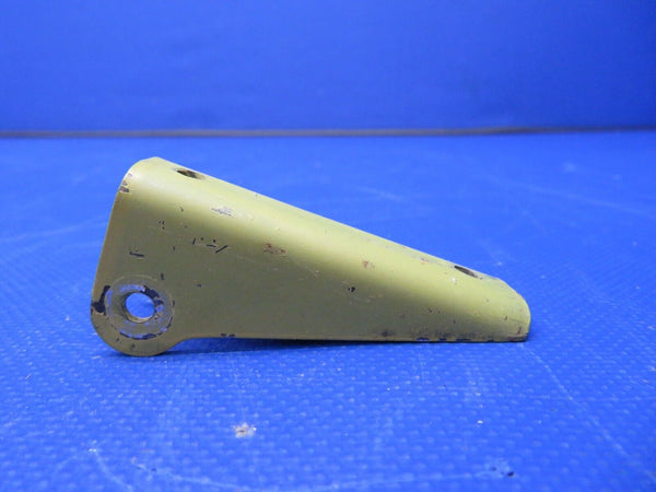 Mooney M20 / M20K Seat Belt Bracket Rear Seat Middle P/N 750013-009 (0721-1056)