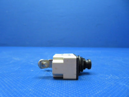 Klixon 25 amp Circuit Breaker P/N 7271-8-25 (0224-231)