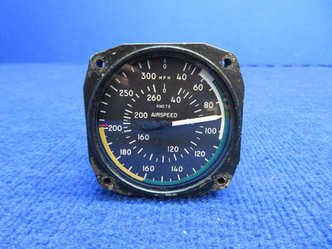 Beech C-35 Bendix / Pioneer Airspeed Indicator P/N 1426-1AE-A1 (0722-644)