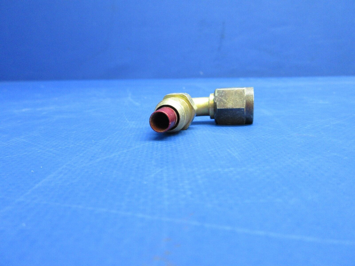 Eaton Nipple Aeroquip Hose Fitting P/N 8791-10 NOS (0923-910)