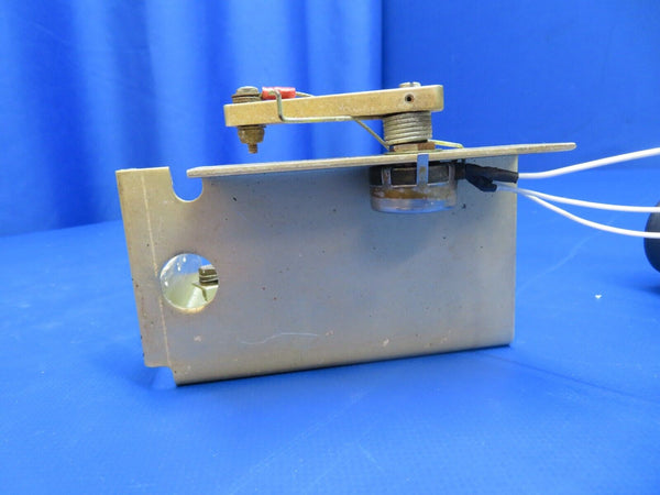 Piper PA-28-201T Dakota S-Tec Pitch Servo w/ Bracket P/N 0107-P4 (1022-516)