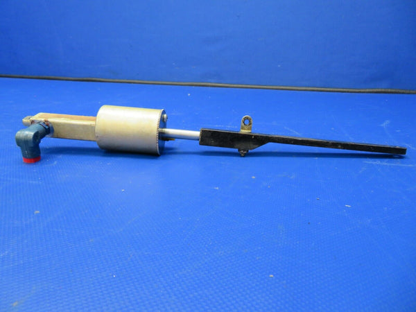Cessna 177RG Master Brake Cylinder w/ Clevis RH P/N 2067005-2 (0621-737)
