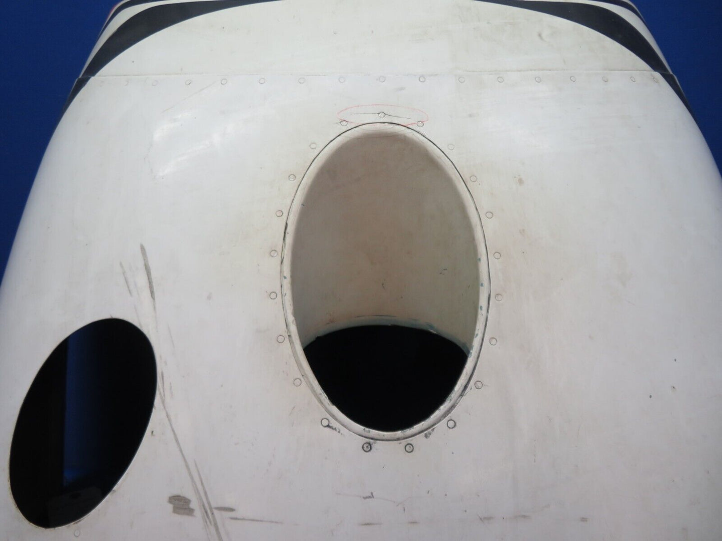 Cessna Cardinal 177 Lower Cowl Assembly w/ Cowl Flaps P/N 1752090-200 (1123-247)