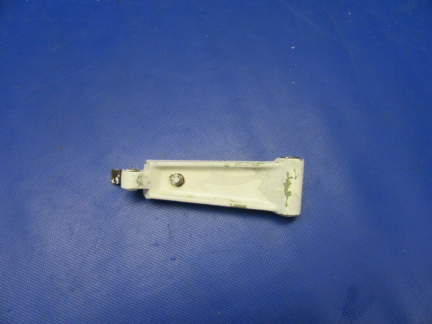 Cessna 210 / T210N Torque Link Lower Nose Gear P/N 0543035-7 (0421-336)