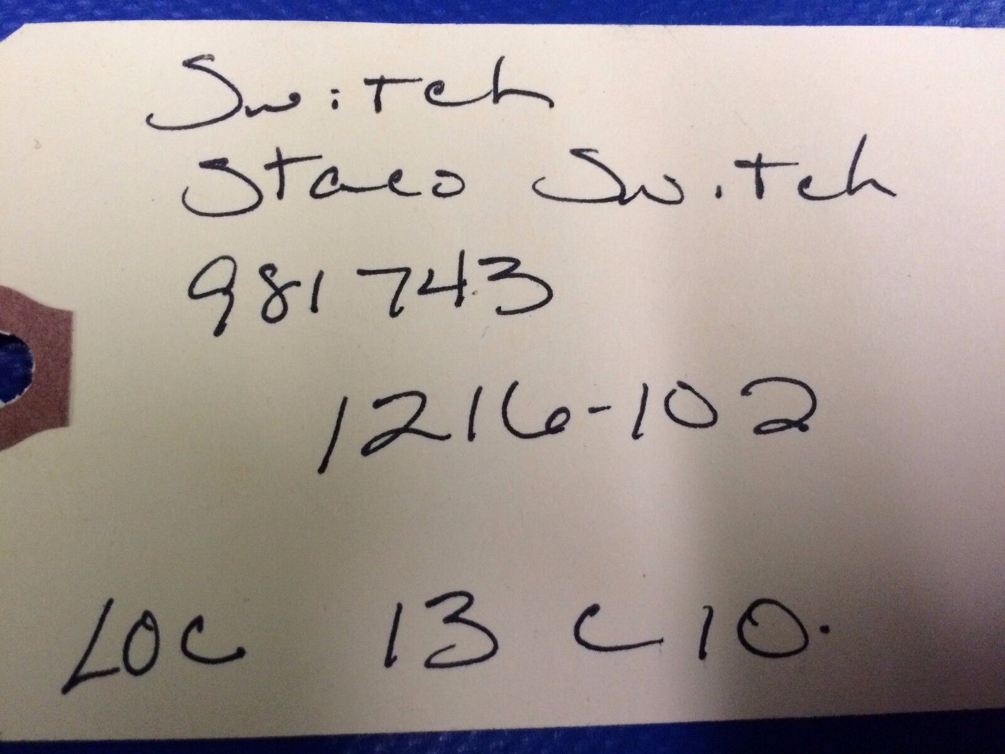 Staco Switch P/N 981743 NOS (1216-102)