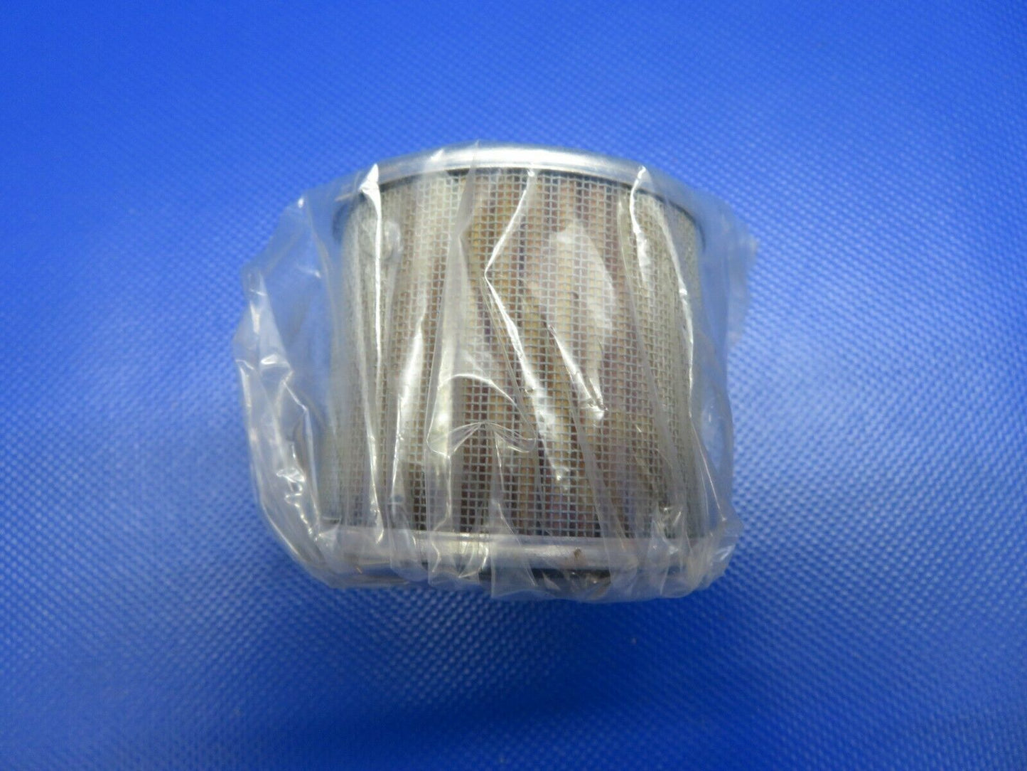 Cessna Filter Assembly P/N C294501-0103 NOS (1120-390)