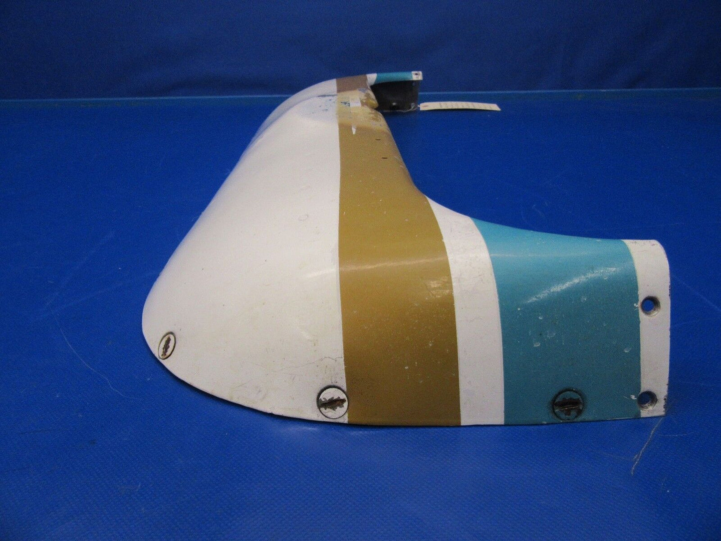 1972 Beech Baron 95-B55 Nose Bug LWR P/N 96-910011-157 (0118-49)