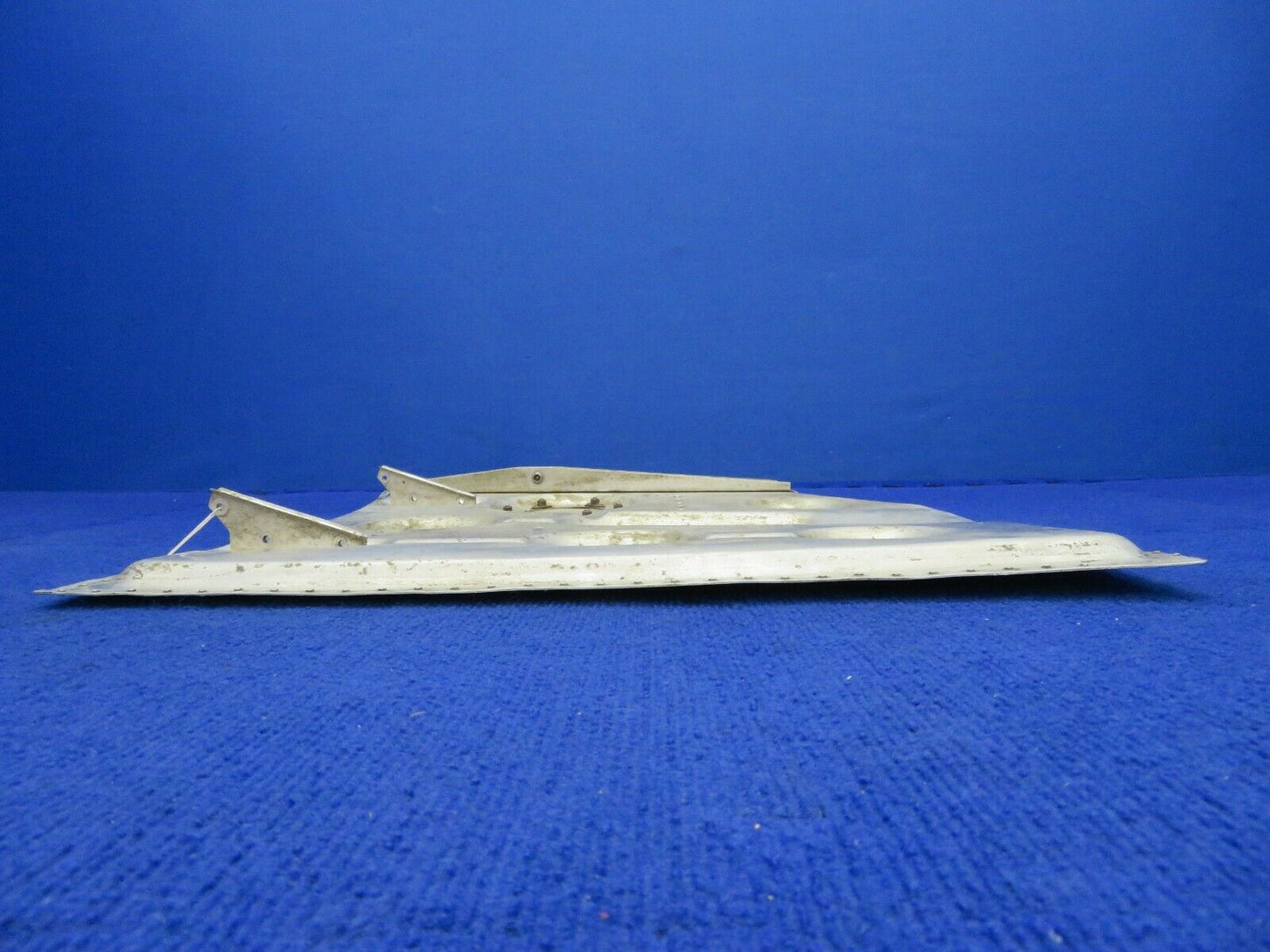 1956 Cessna 310 RH INBD Gear Door Assy P/N 0826000-4 (0422-73)