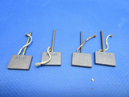 Cessna De-Ice Brush P/N 0870041-13 LOT OF 4 NOS (0324-1045)