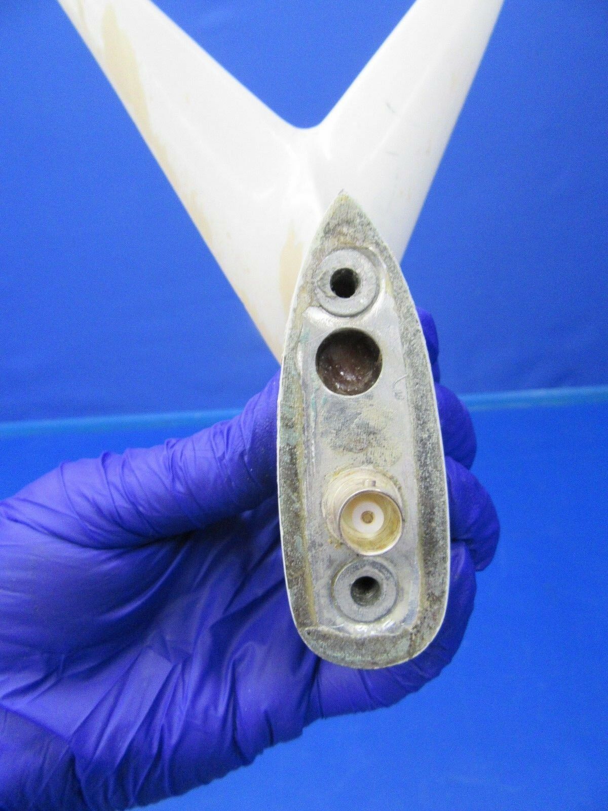 Flying V Highspeed Glideslope Antenna (0618-331)