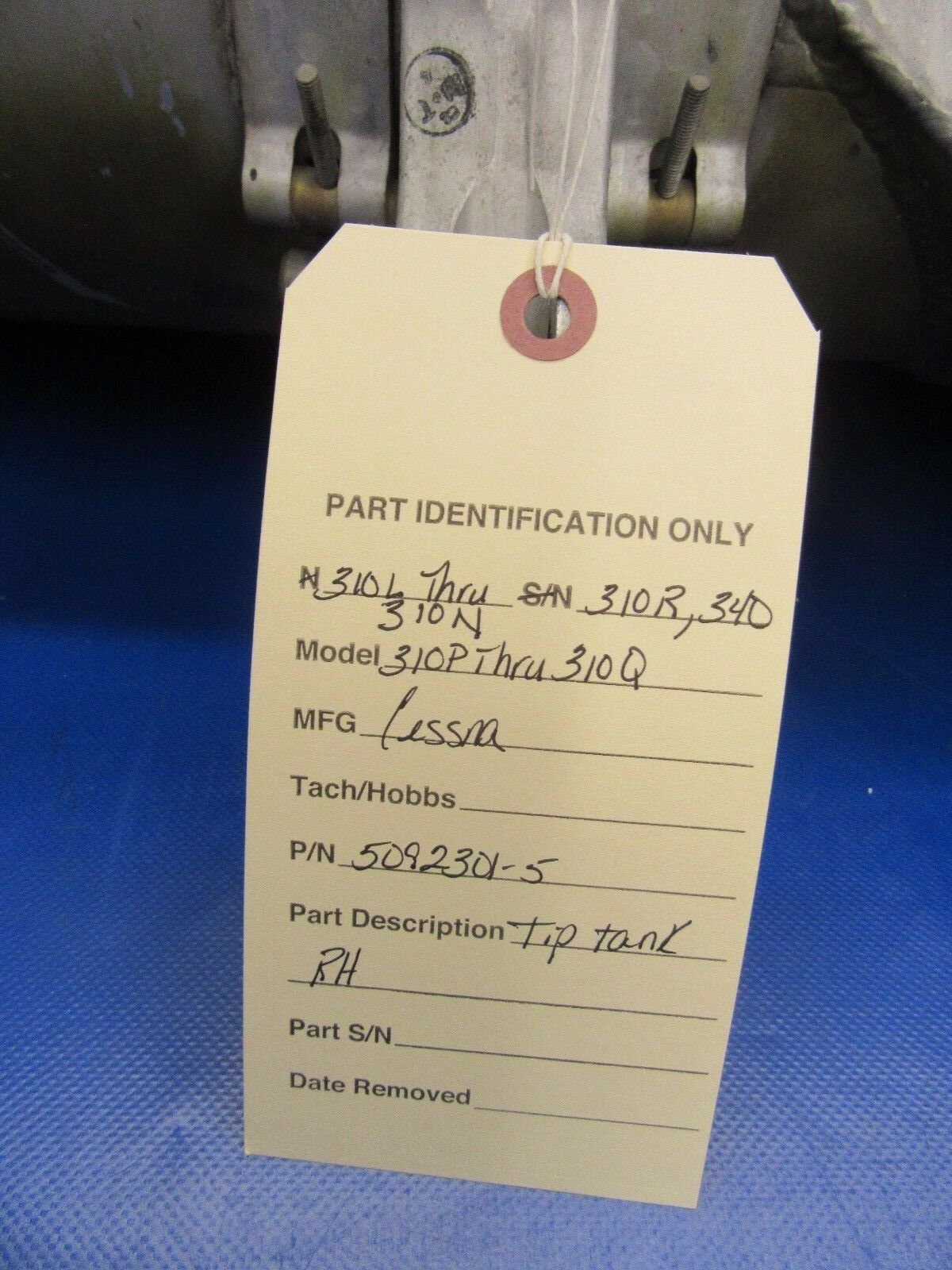 Cessna 310 Wing Tip Tank RH P/N 5092301-5 (1017-109)