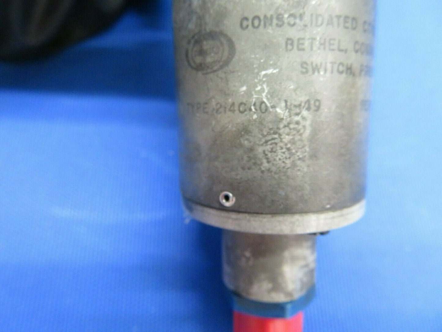 Consolidated Controls Pressure Switch 214C 40-1-49 Piper PA-34-200T (0820-14)