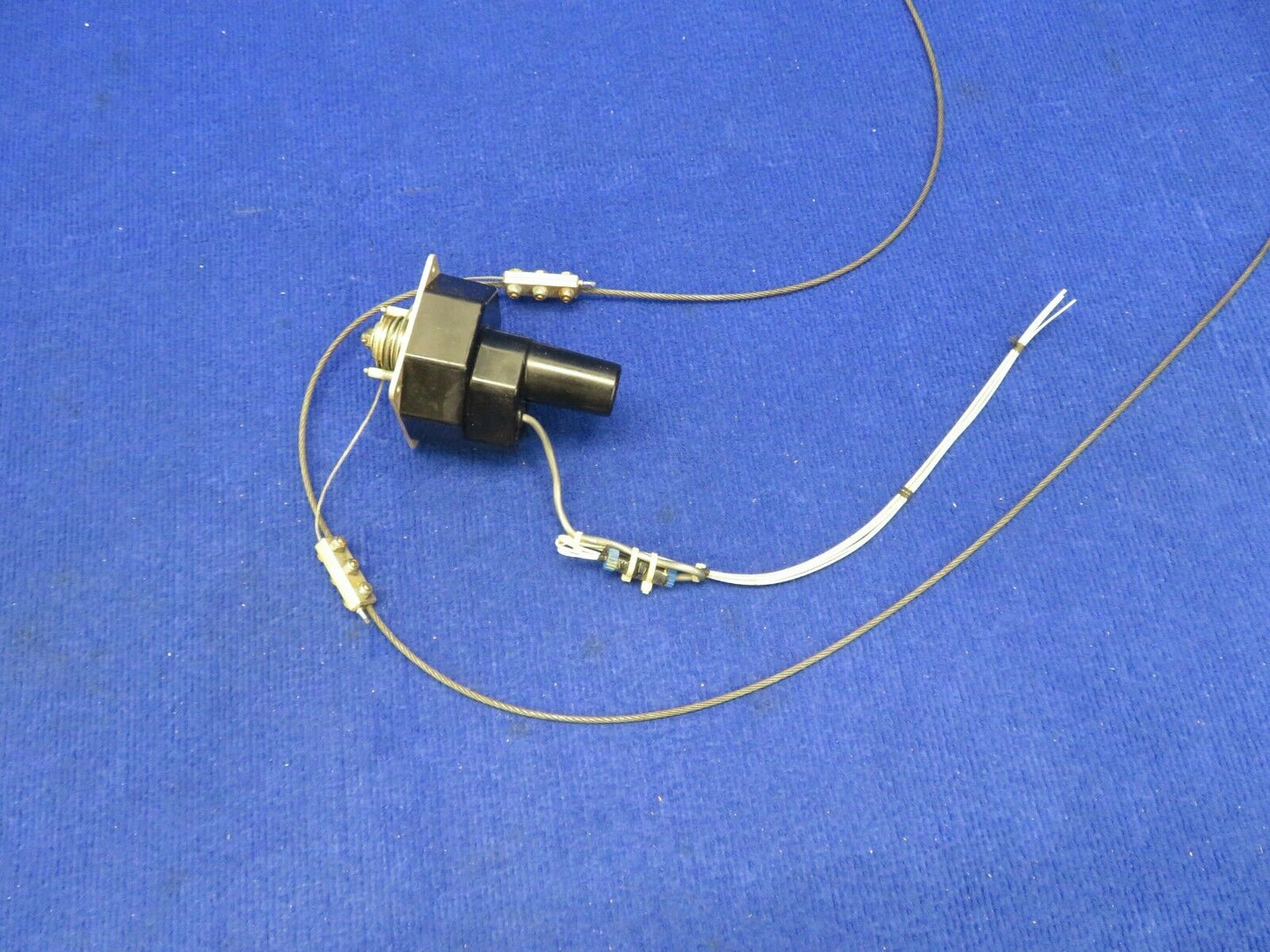 Beech 58 Baron Edo-Aire Mitchell Roll Servo P/N 1C465-1-303 (0322-515)