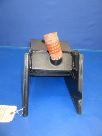 Beech Baron 58P Pedestal w/ Air-Conditioning P/N 106-524017-25 (0318-12)