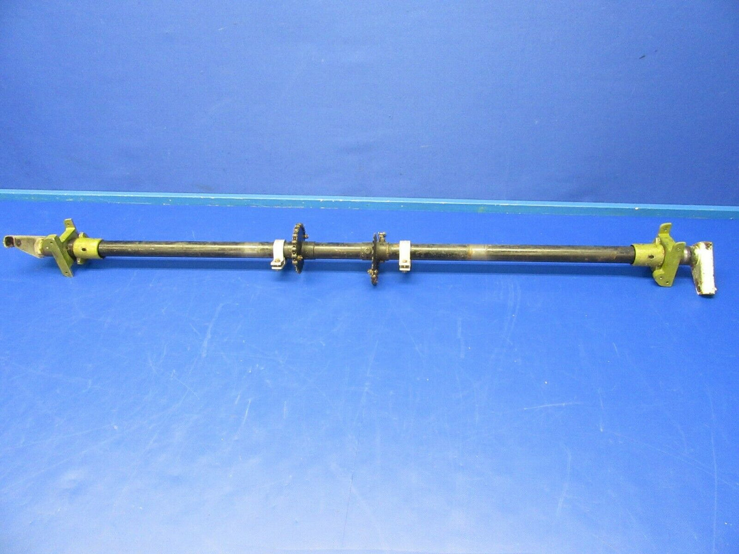 Piper PA-32 Lance Flap Torque Tube Assembly P/N 68451-00 (0520-246)