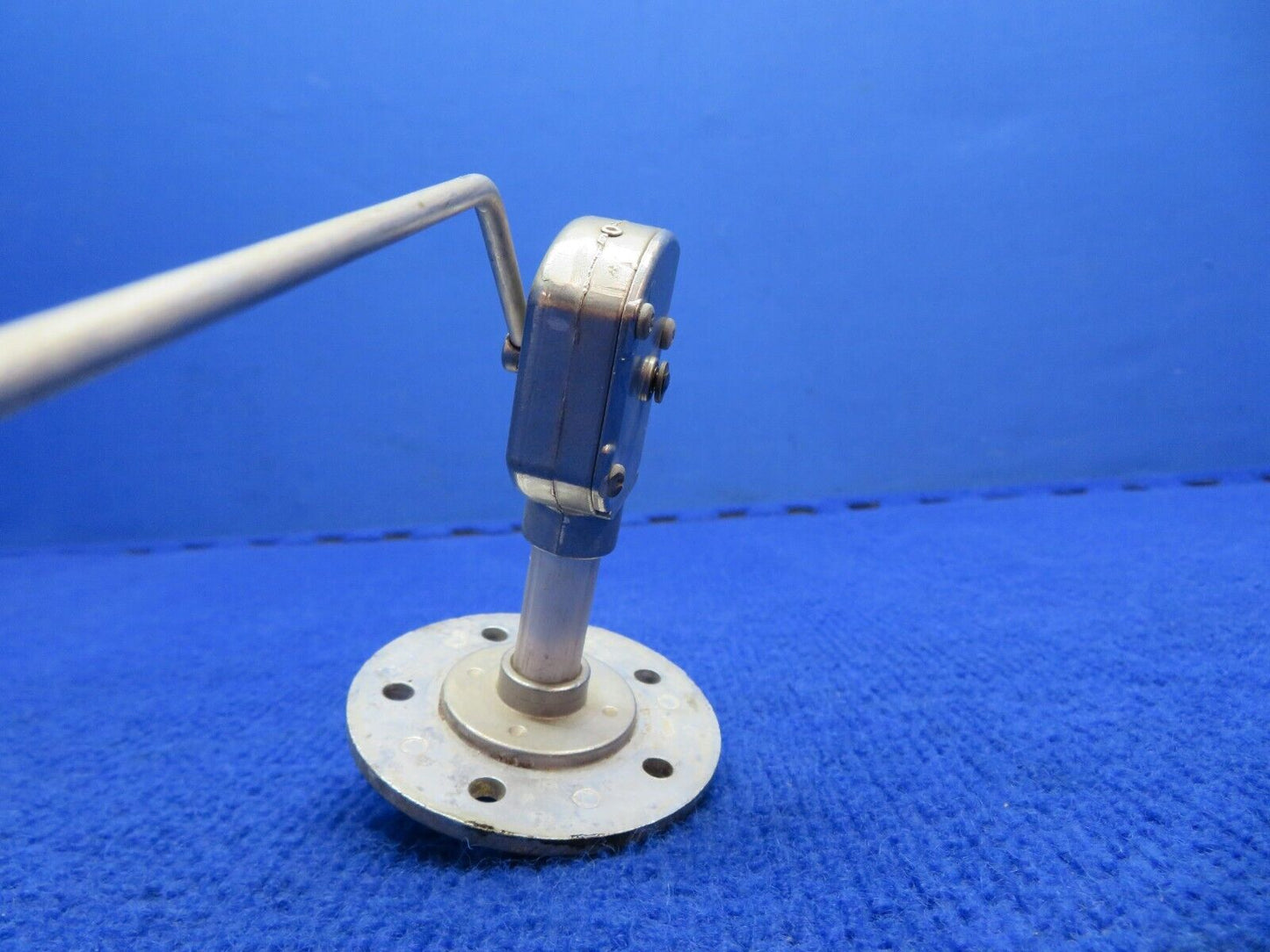 Beech Fuel Transmitter LH OTBD P/N 002-381000-1 / Tested (0822-589)