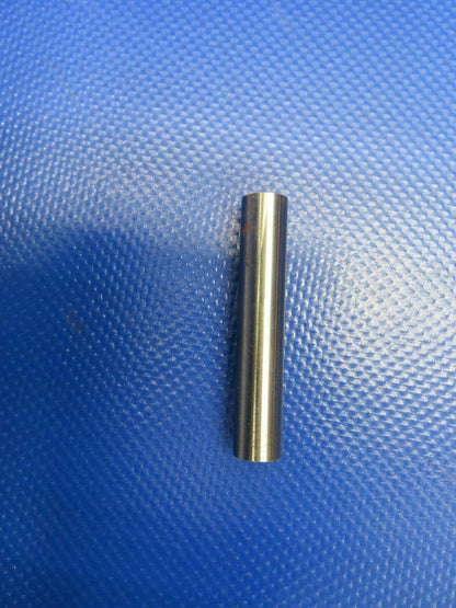 Cessna Spacer Flap Scissor 0862101-22 NOS (1220-07)
