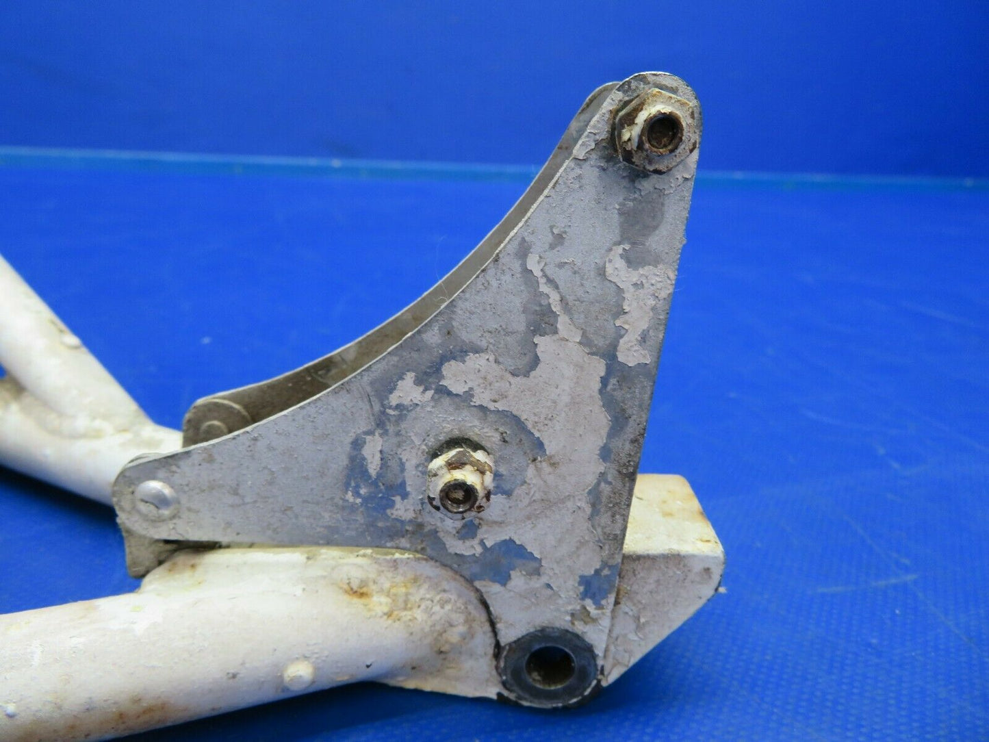 Cessna 310P Truss Assy Drag Brace Nose Gear P/N 5042002-1 (0620-729)